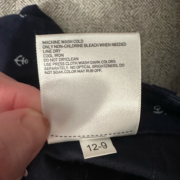 Uniqlo Navy Anchor chino shorts - Picture 5 of 5